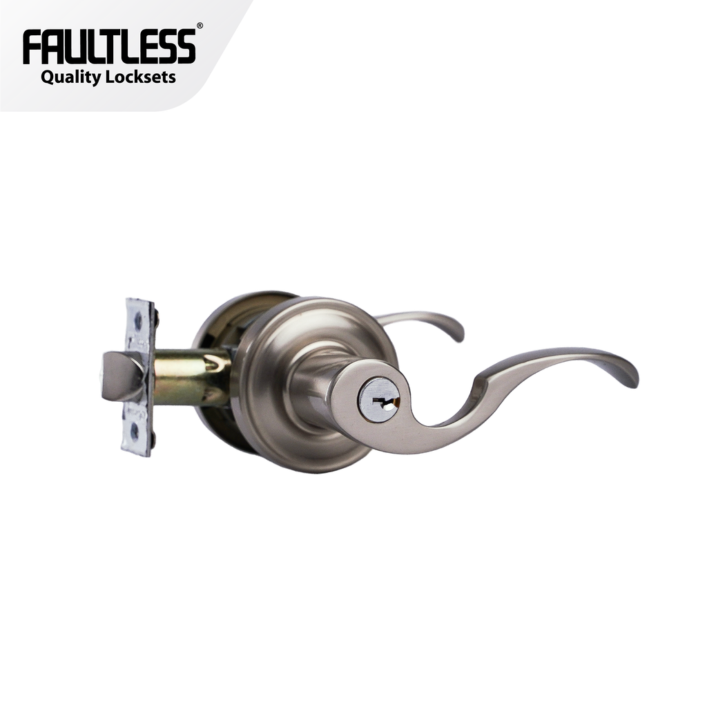 Faultless Leverset - Entrance